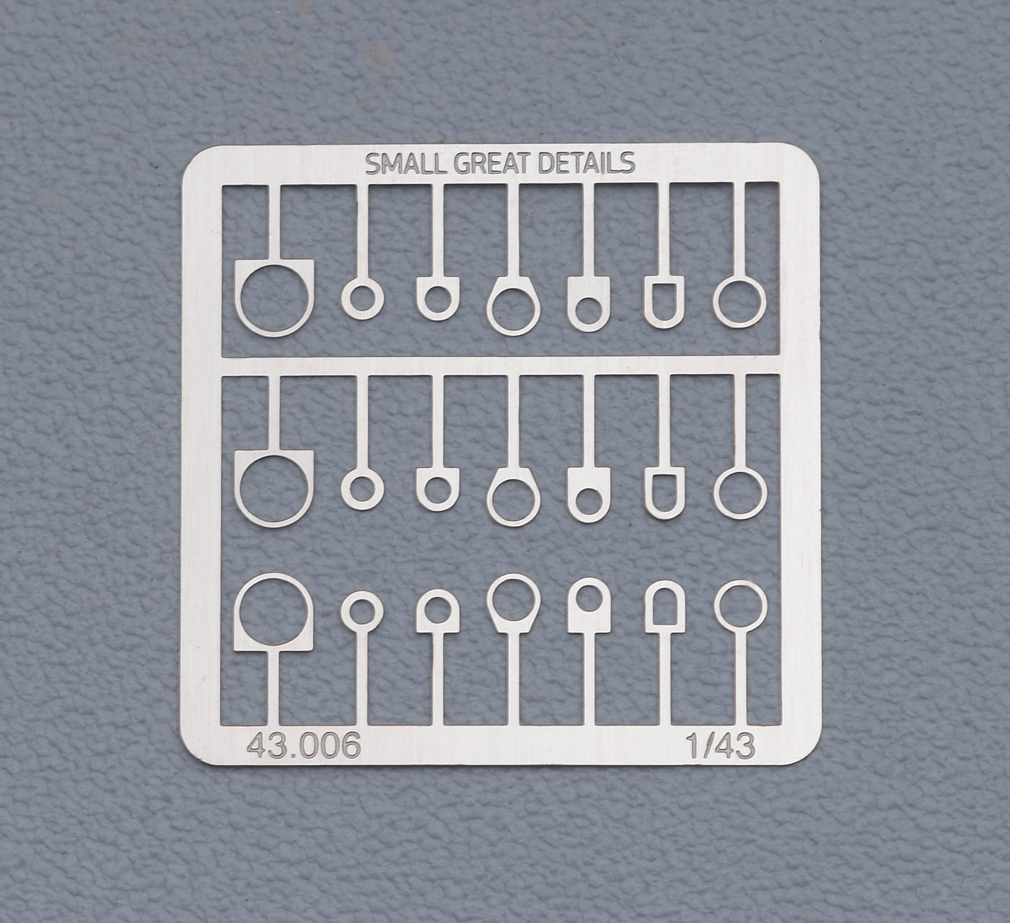 Towing Hooks (1/43)