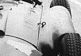 Bonnet Hooks 50s 60s (1/43)