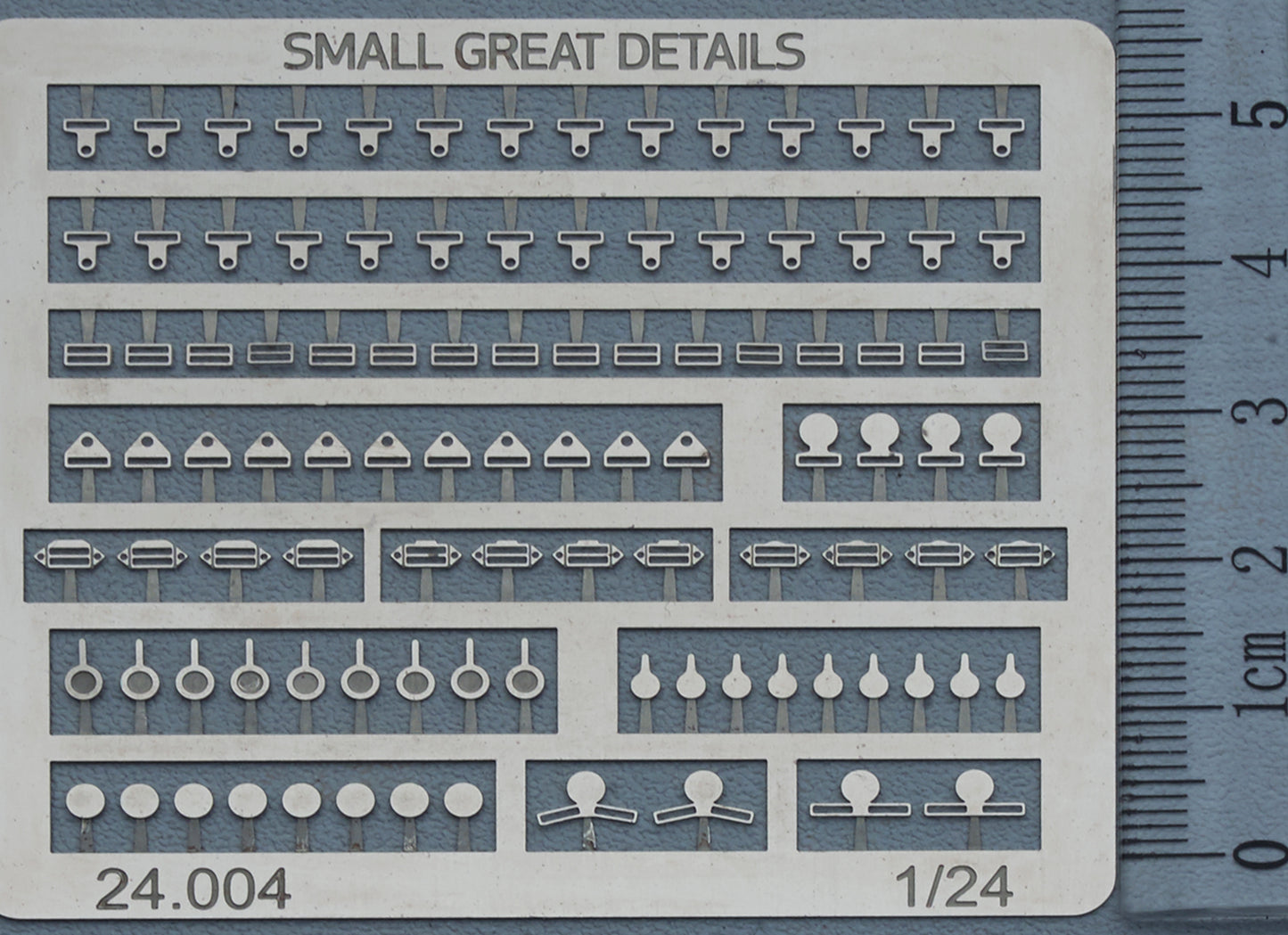Seatbelt Hardware (1/24)