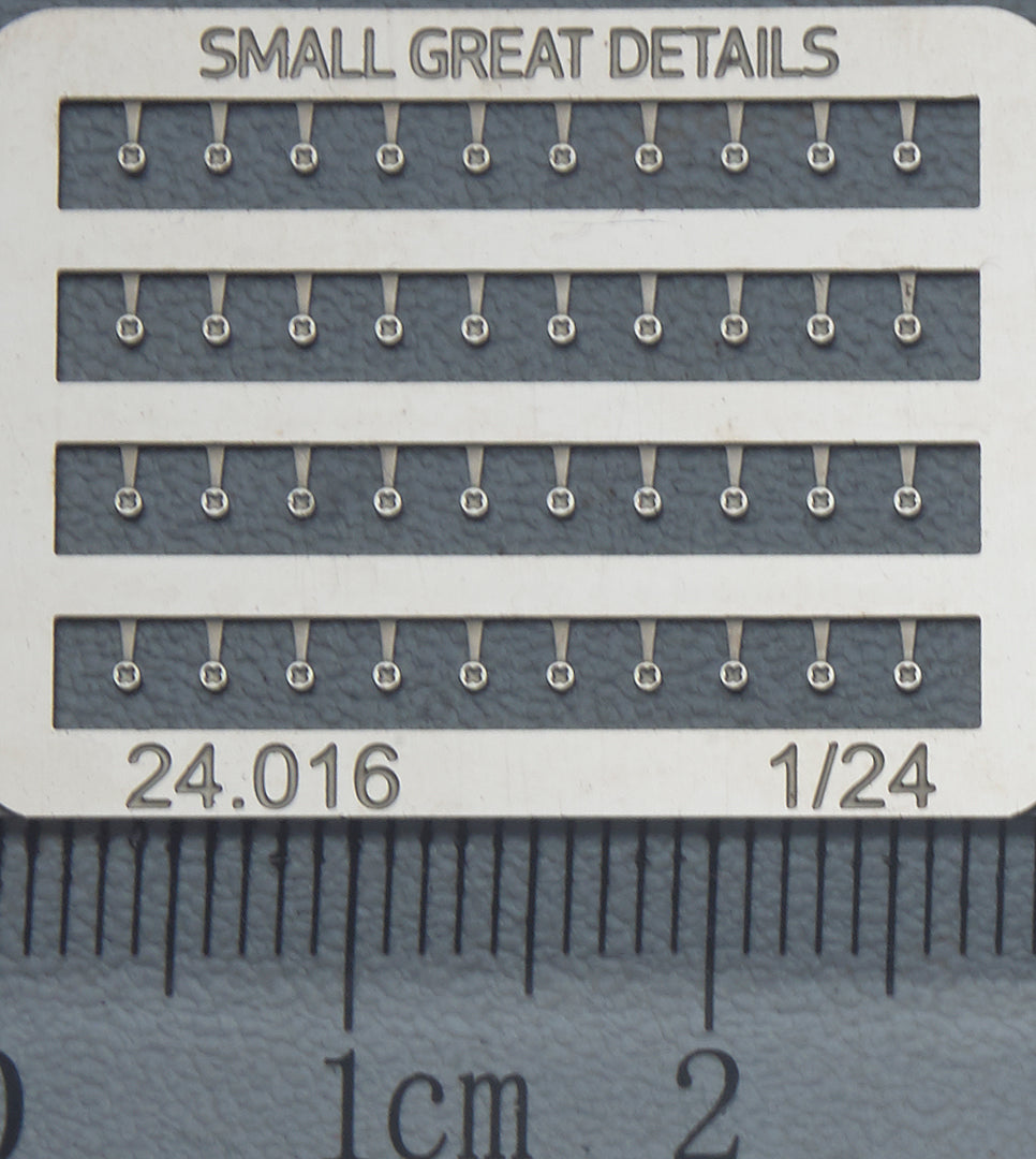 Dzuz Round Fasteners (1/24)