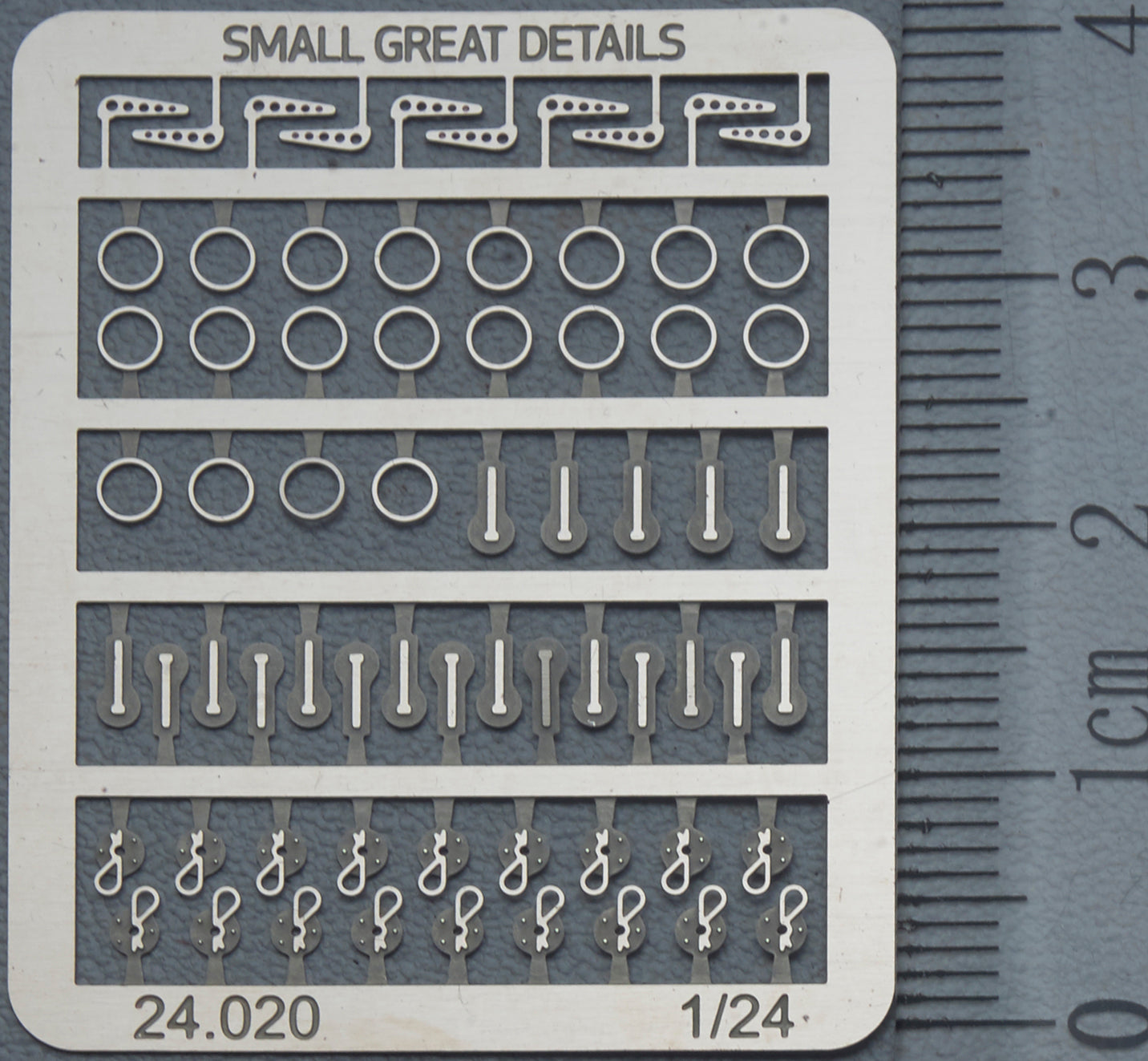 Bonnet Fasteners (1/24)